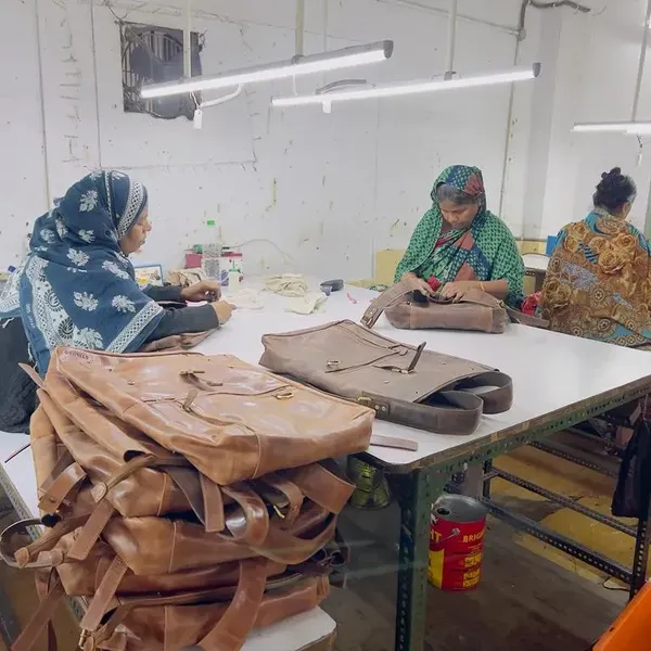 Factory Pictures