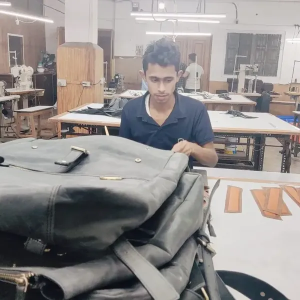 Factory Pictures